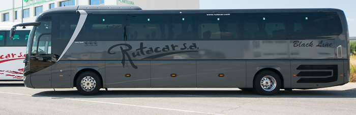 Blackline-linea-autobuses-discretos-elegantes